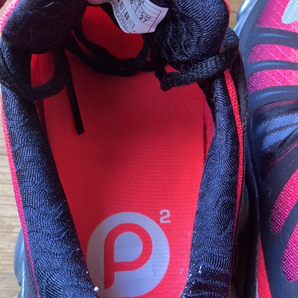 Brooks Pureflow P2 Women’s 10 running sneakers bright coral/pink, black & silver - Picture 4 of 13